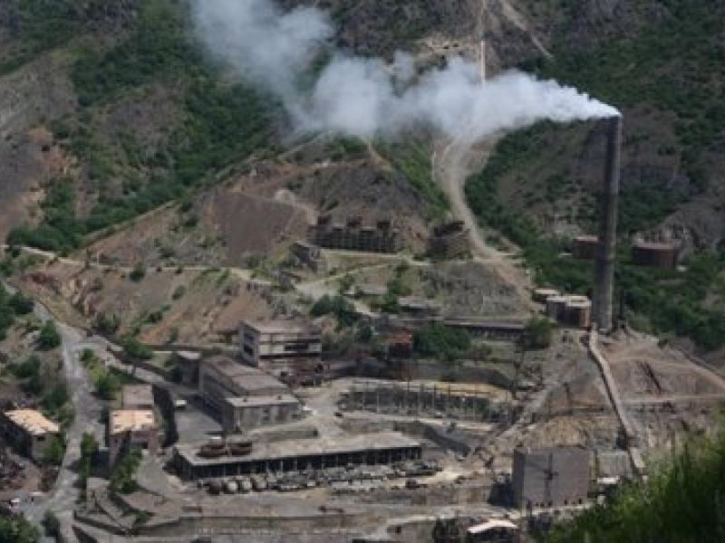 «Իրատես». Ալավերդու պղնձաձուլարանը ՎՏԲ-ն նվիրել է Նորիկ Պետրոսյանի փեսային. շտապում են